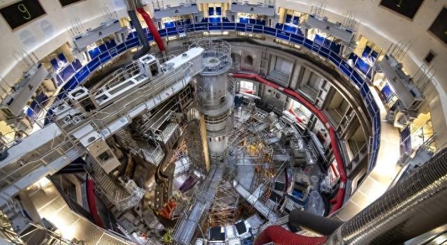  从质疑到颠覆：中国超级钢如何破解核聚变“不可能三角” IT技术