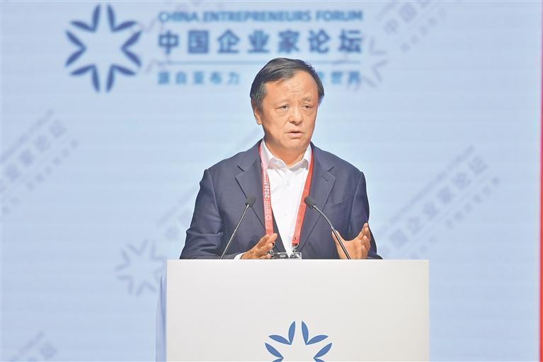 全球化迎来深刻变革；亚布力论坛迈向2.0时代；企业家在此重获信心与机遇。