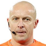 欧冠焦点战临近,主裁判突发伤情;波兰名哨马齐尼亚克无法执法,利物浦对阵加拉塔萨雷迎来新主裁。 体育新闻 欧冠焦点战临近,主裁判突发伤情;波兰名哨马齐尼亚克无法执法,利物浦对阵加拉塔萨雷迎来新主裁。 体育新闻