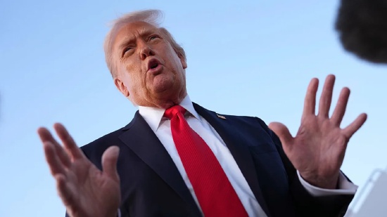 中东冲突升级,能源设施遭袭;特朗普干预承诺,以色列暂缓打击伊朗气田。油价剧烈波动,金银市场承压。 股票财经