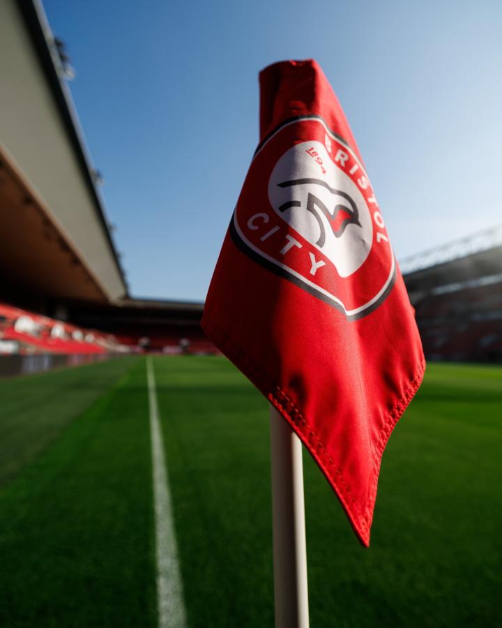 2026赛季尾声:老将回归背后的排兵布阵与危机应对 体育新闻