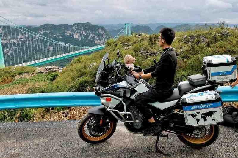  行业寒冬下为何偏执是通往巅峰的唯一路径？张雪机车重塑中国制造的价值范式 企业服务