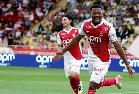  【深度复盘】法蒂的职业生涯过山车：从8000万欧元到U型反转的技术解码 体育新闻