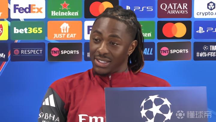 埃泽复盘阿森纳中场竞争逻辑：首发轮换的本质是球队化学反应 体育新闻