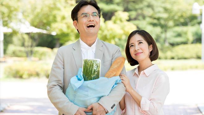  那个被弟弟掏空的姐姐，终于说出了憋了十六年的心里话 情感心理